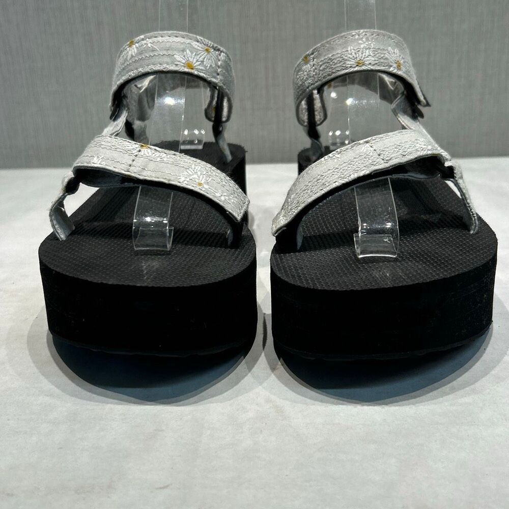 Teva Flatform Sandals Gray Daisy Flowers Floral - Picture 3 of 10